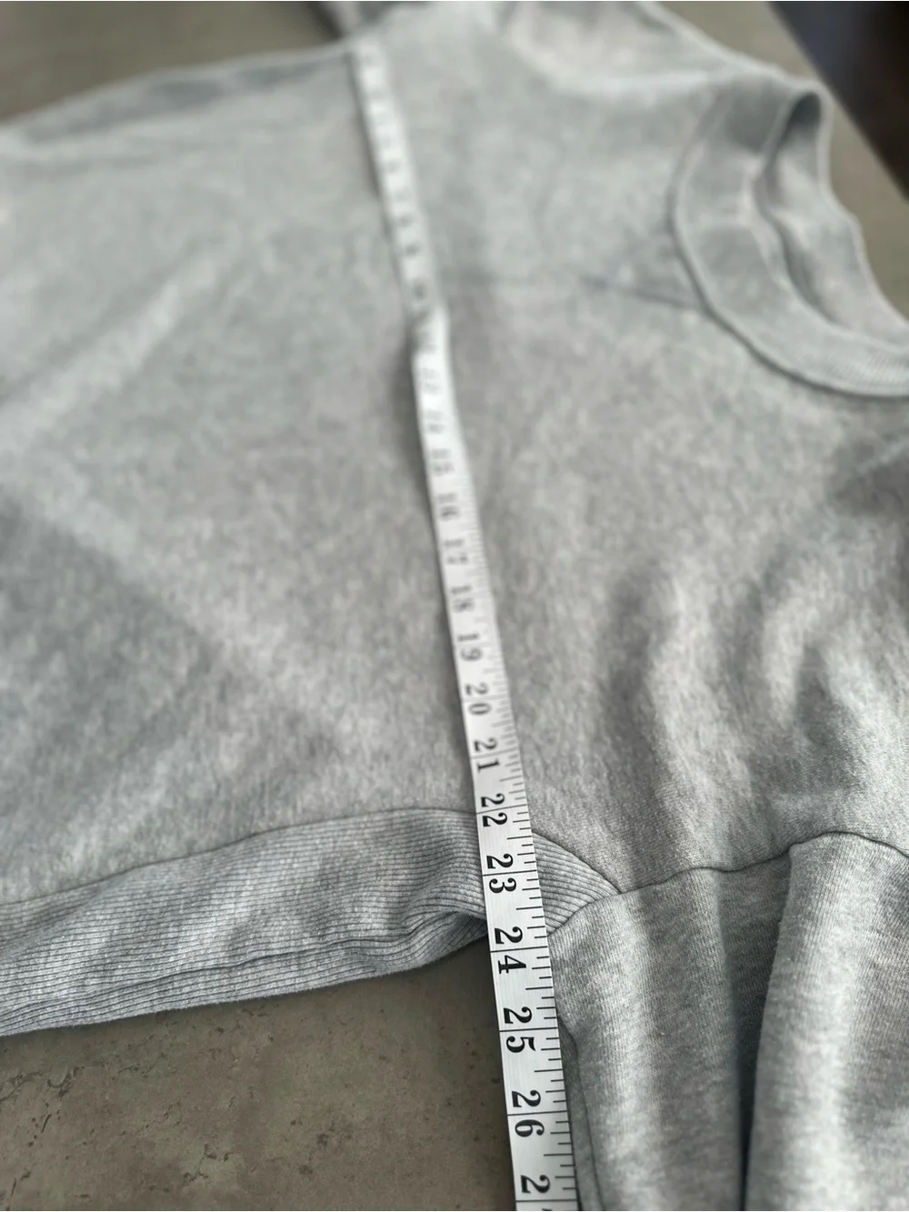 Aeire Gray Crewneck Sweater Relaxed Fit Lightweight Knit Pullover Side Slits Med - Picture 8 of 16